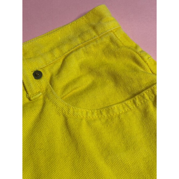 1990s L.E.I. RIDING WEAR Yellow. Denim Jean High Waist Cuffed Shorts. Sm. As Is - Picture 5 of 9